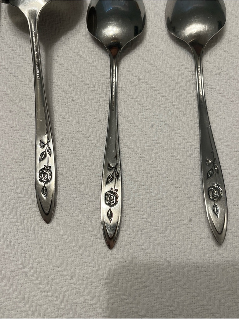 Oneida Community My Rose Silver Floral-Handle Serving Flatware Set - Picture 8 of 10